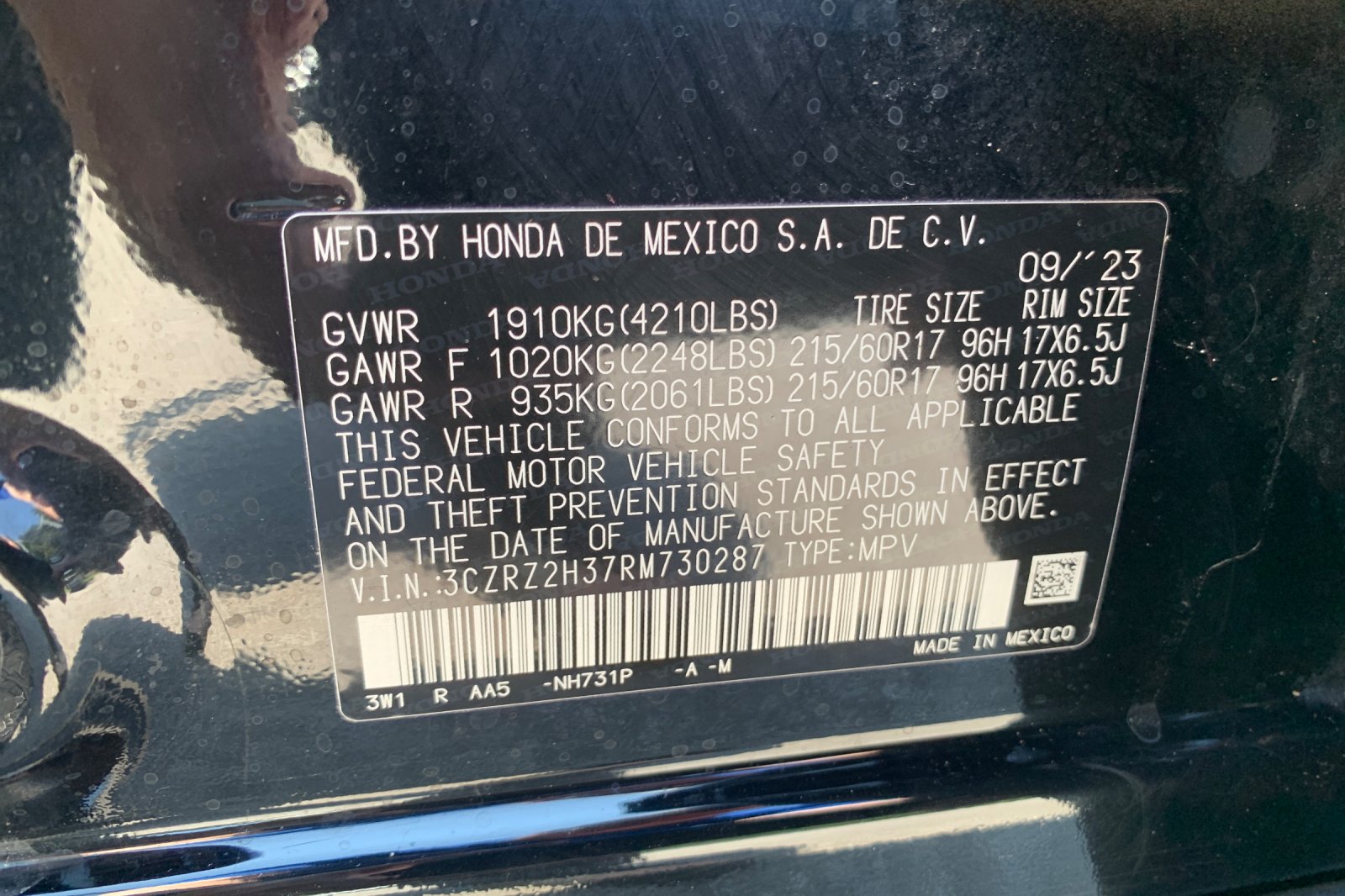 Certified Used 2024 Crystal Black Pearl Honda LX image 37