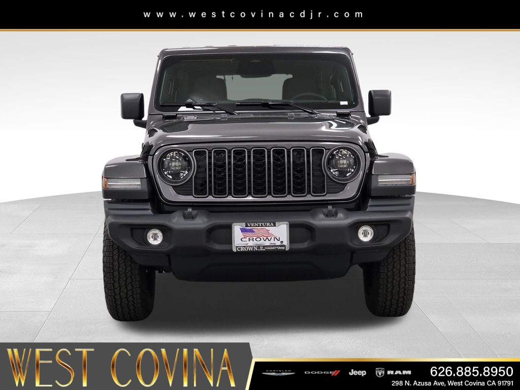 New 2026 Granite Crystal Metallic Clearcoat Jeep California Edition image 2
