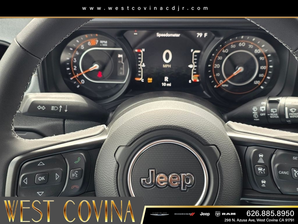 New 2026 Granite Crystal Metallic Clearcoat Jeep California Edition image 13