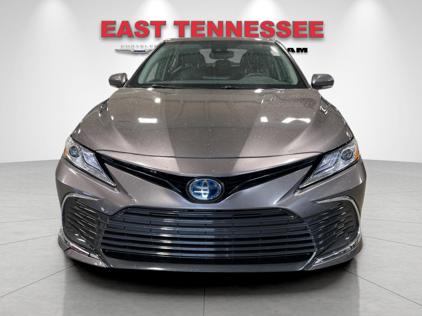 Used 2024 Gray Toyota XLE image 9
