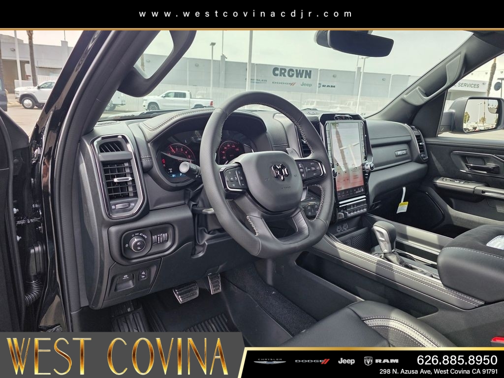 New 2026 Diamond Black Crystal Pearl-Coat Exterior Paint RAM RHO image 15