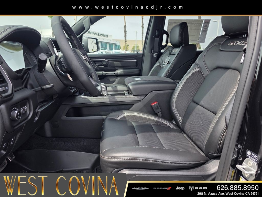 New 2026 Diamond Black Crystal Pearl-Coat Exterior Paint RAM RHO image 16
