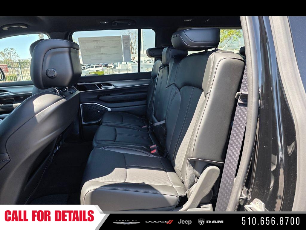New 2026 High Gloss Black Exterior Paint Jeep  image 13