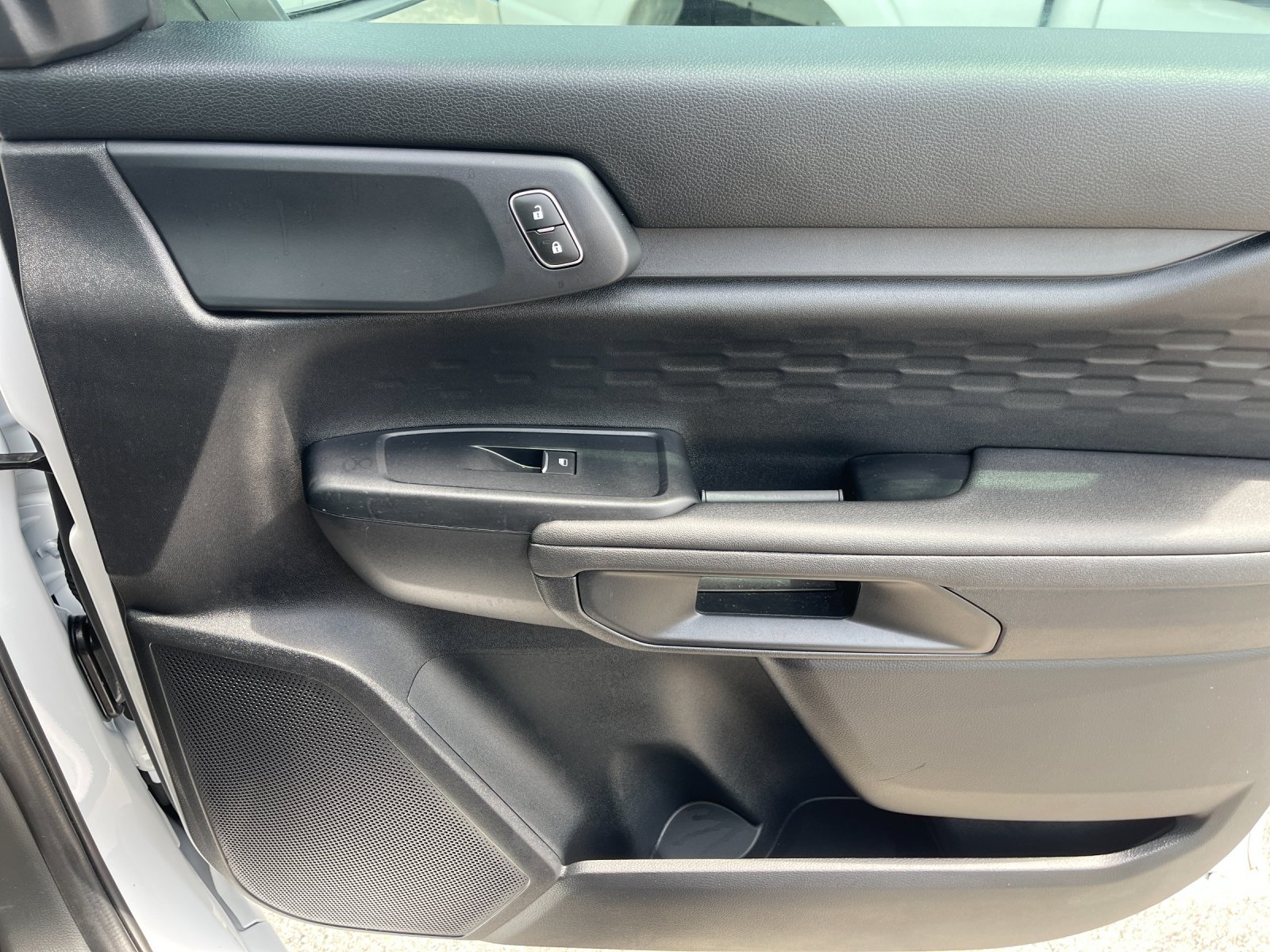 Used 2025 Oxford White Ford XL image 18