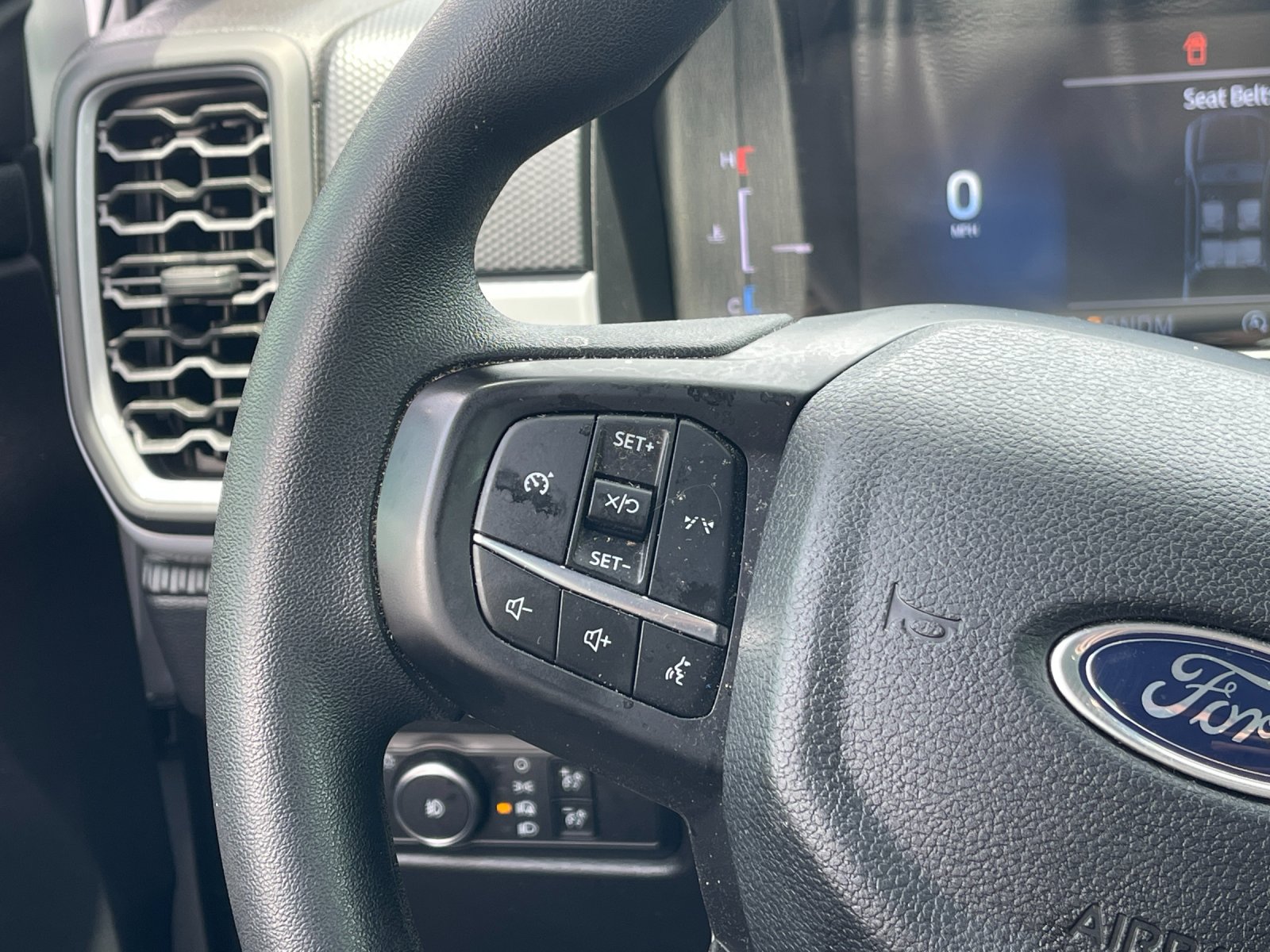 Used 2025 Oxford White Ford XL image 24