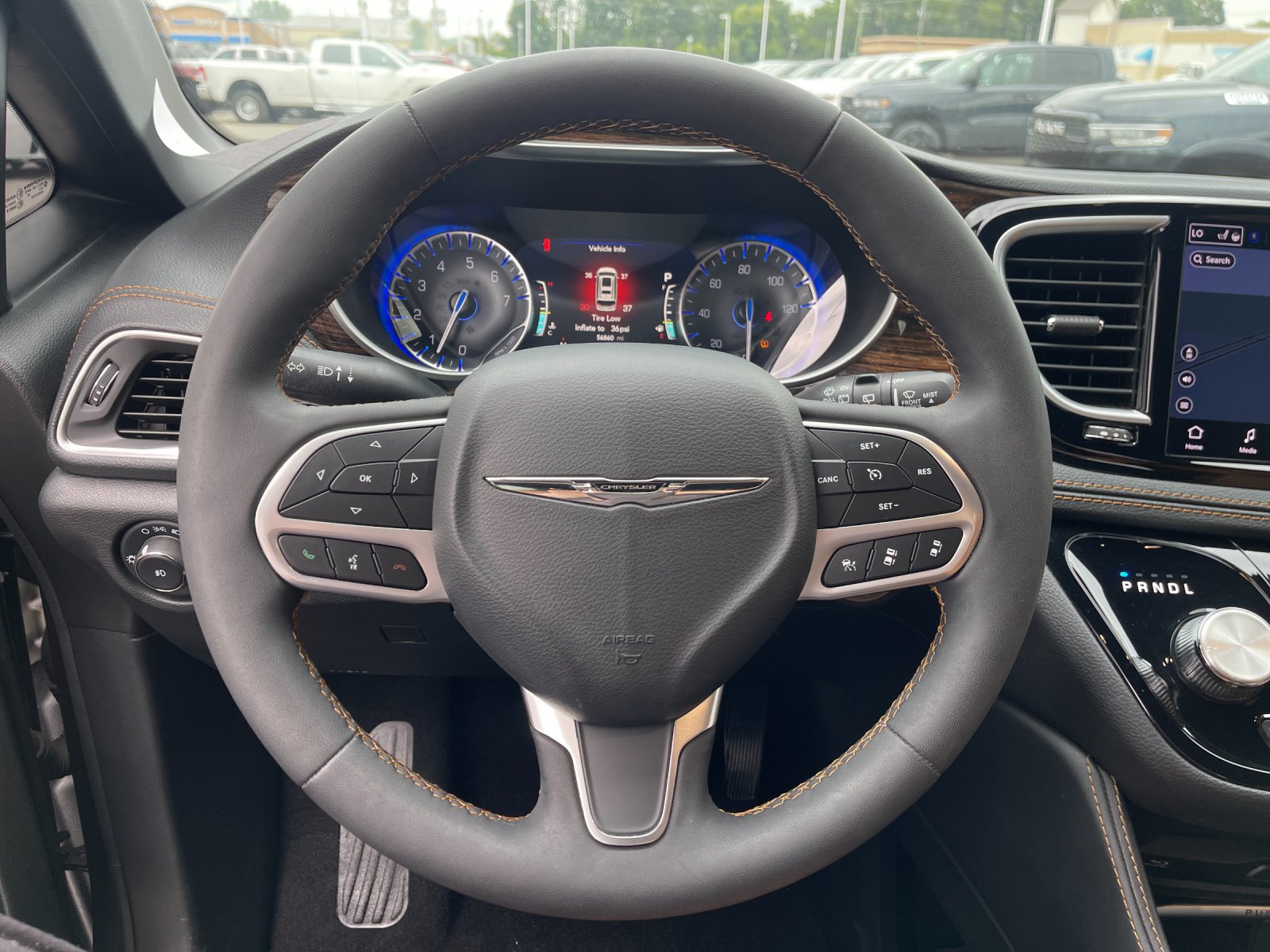 Used 2023 Gray Chrysler Pinnacle image 28