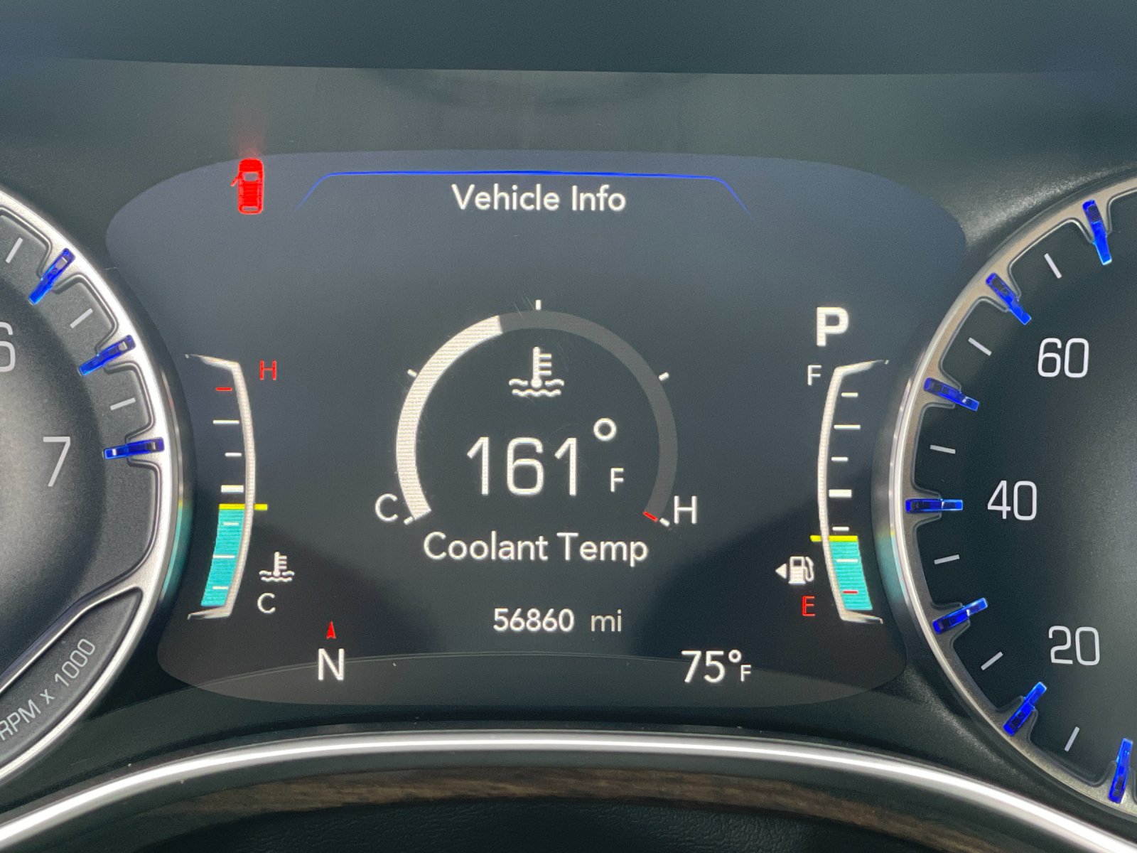 Used 2023 Gray Chrysler Pinnacle image 32
