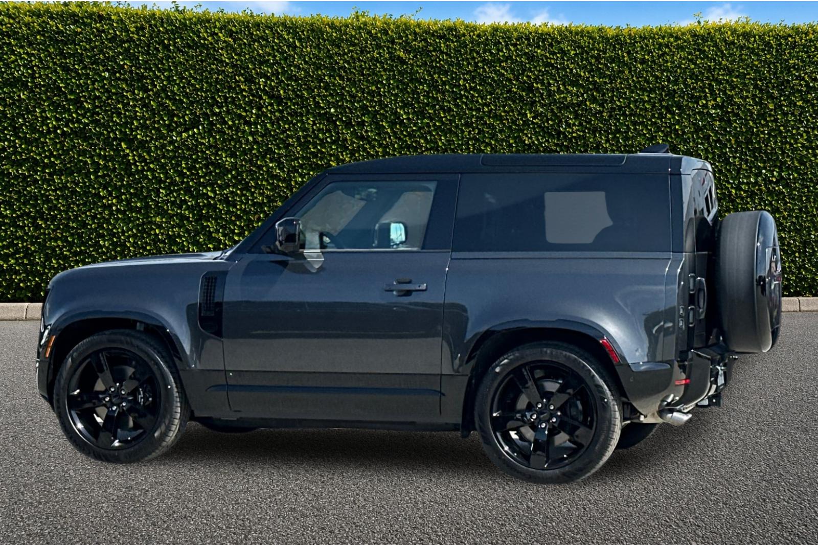New 2026 Carpathian Grey Land Rover V8 image 3