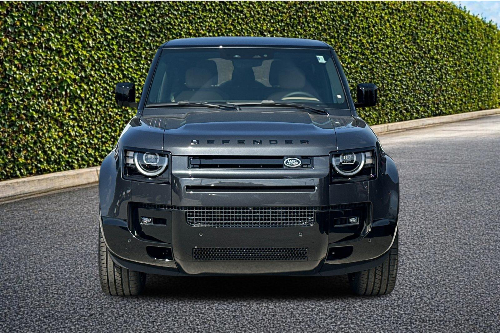 New 2026 Carpathian Grey Land Rover V8 image 9