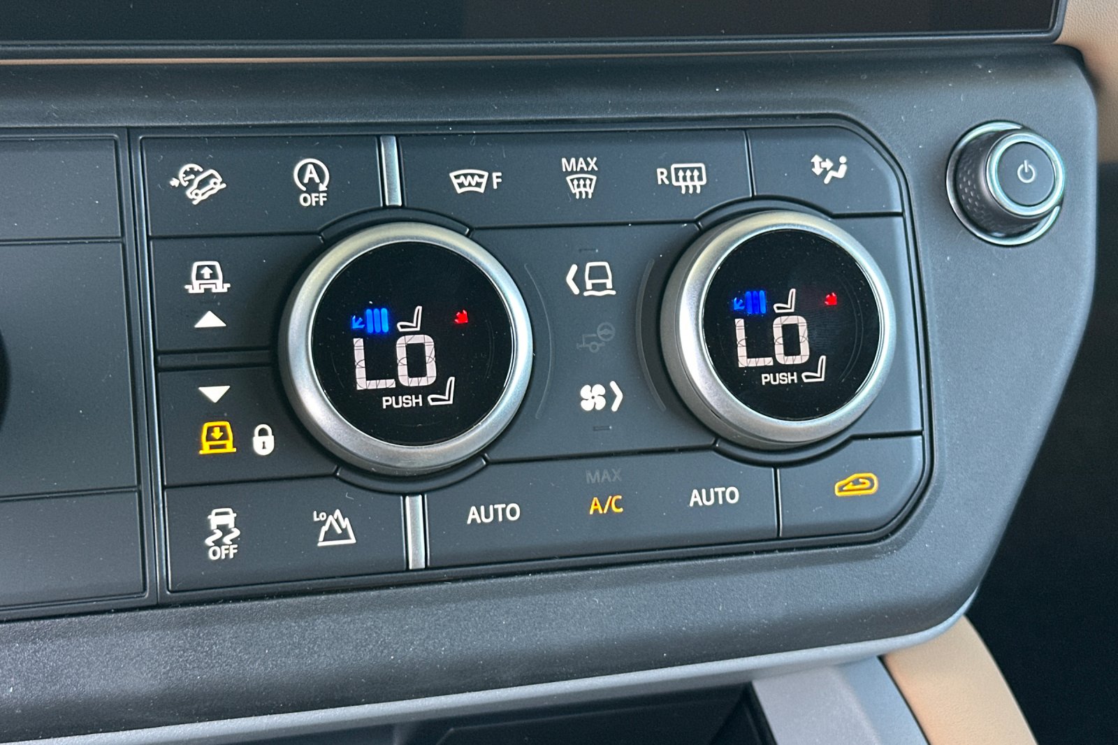 New 2026 Carpathian Grey Land Rover V8 image 20