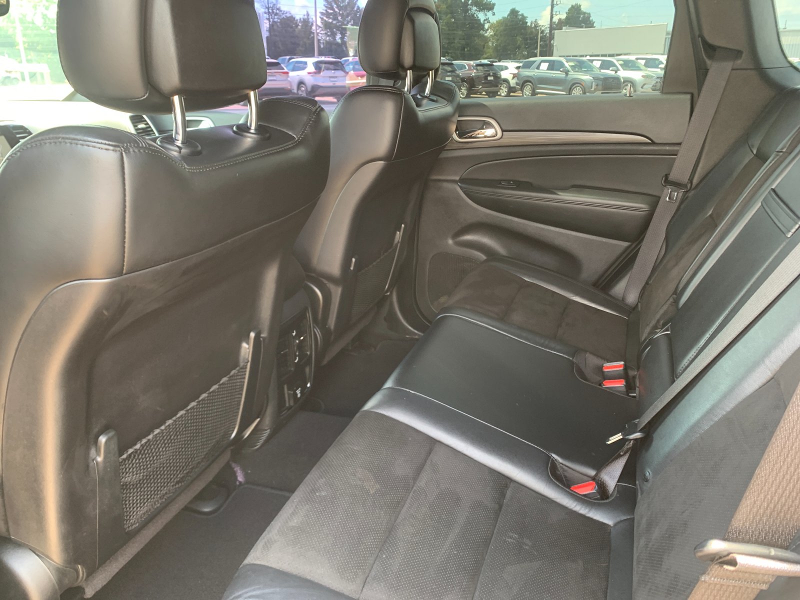 Used 2020 Black Jeep Altitude image 15