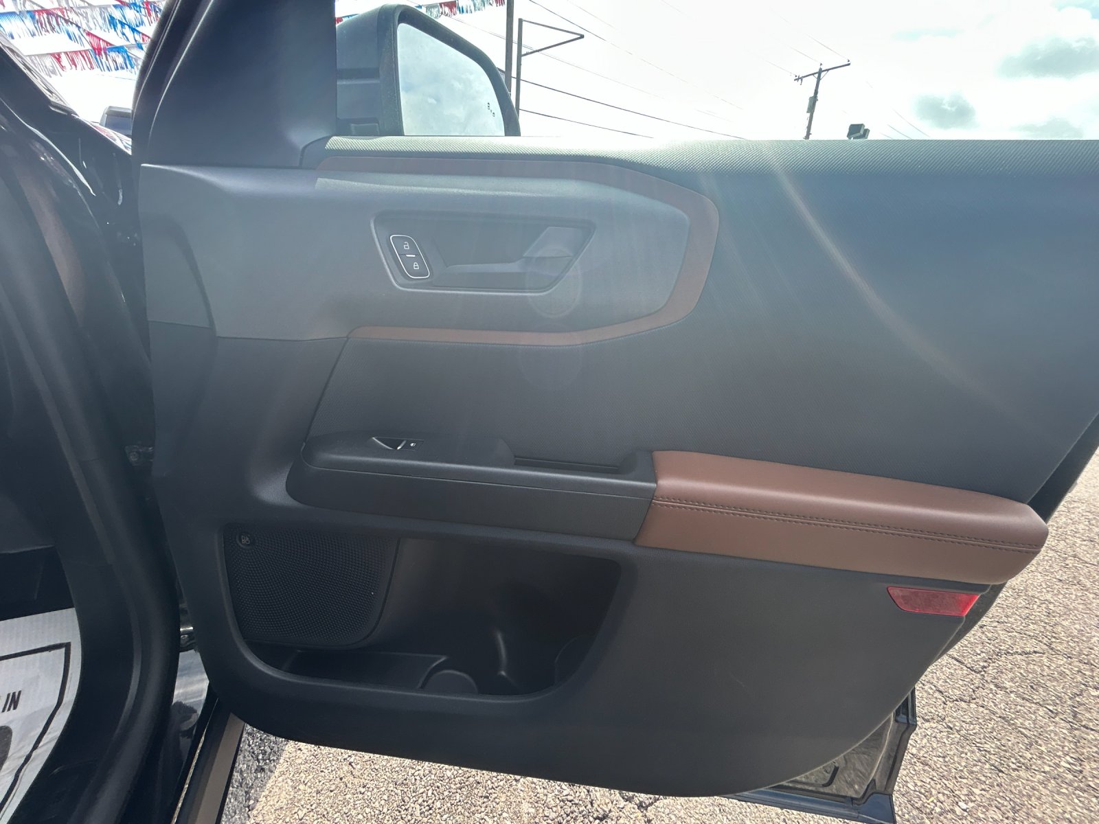 Used 2025 Shadow Black Ford Outer Banks image 21