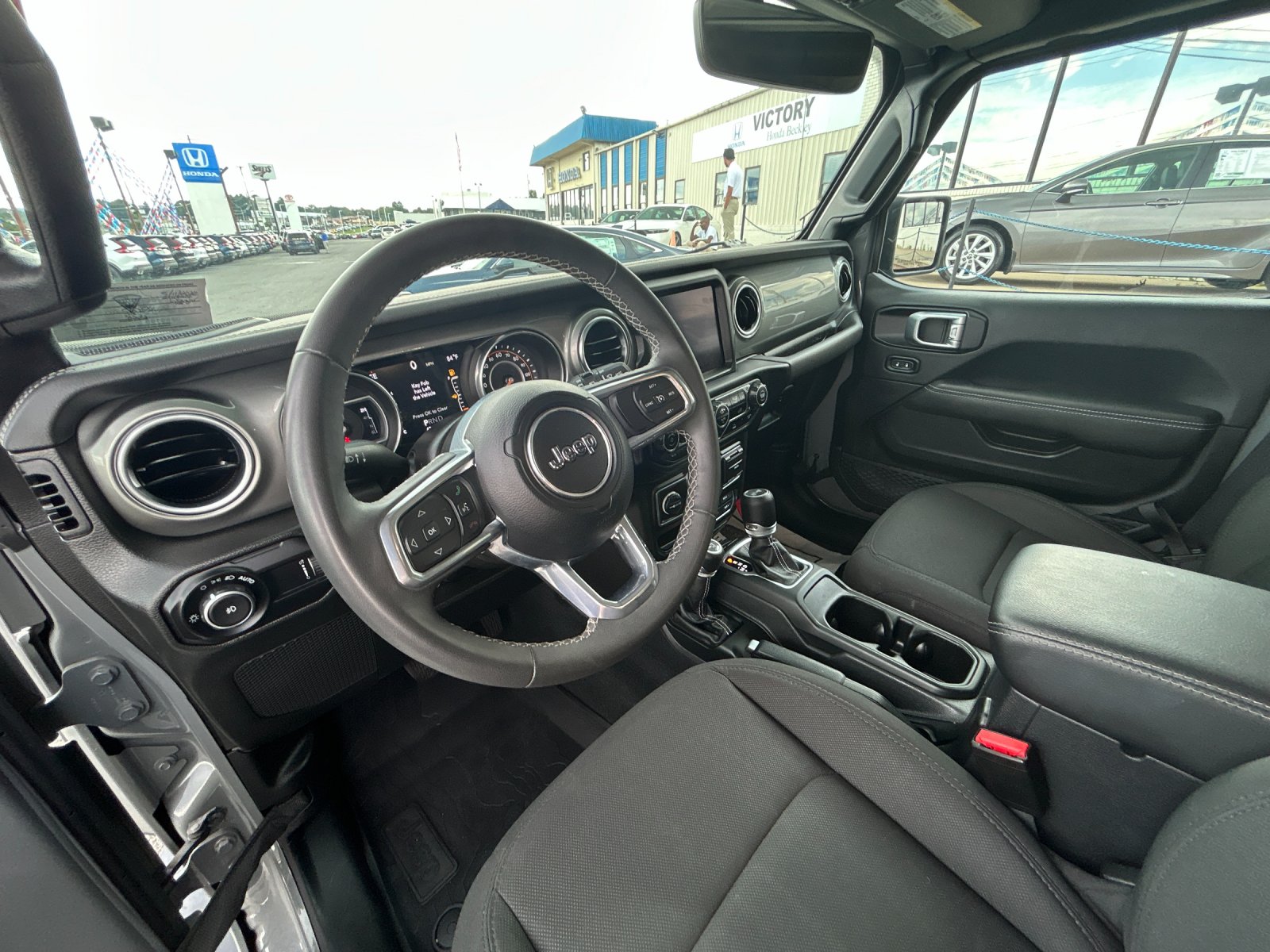 Used 2023 Gray Clearcoat Jeep Sahara image 11