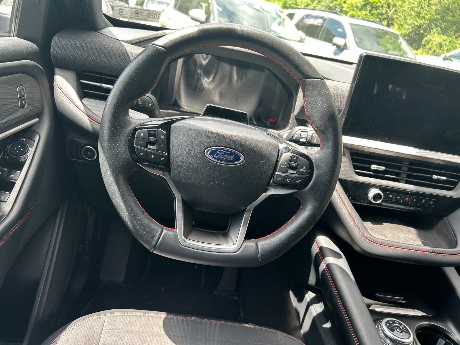 Used 2025 Black Metallic Ford ST-Line image 17