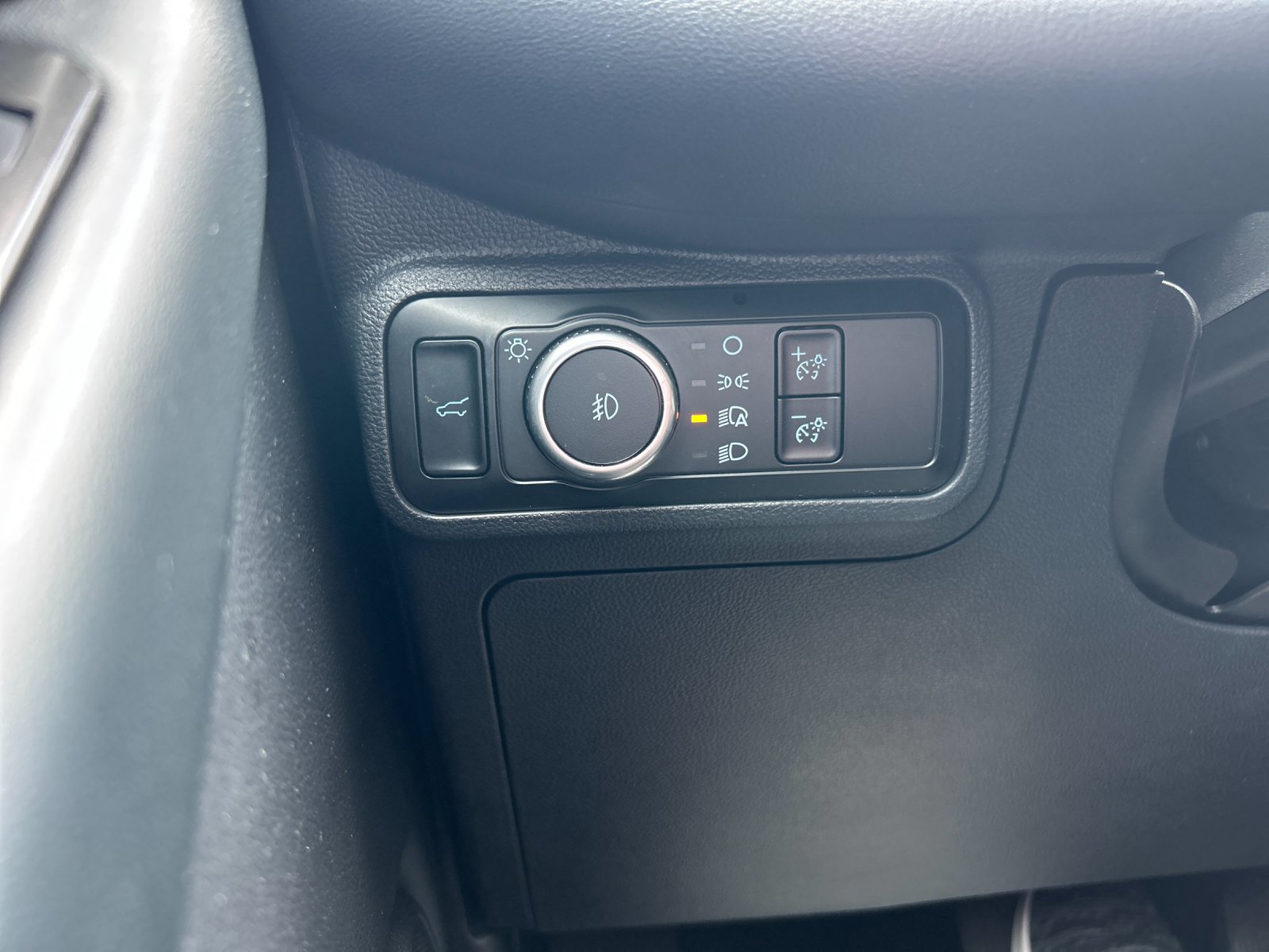 Used 2025 Black Metallic Ford ST-Line image 35