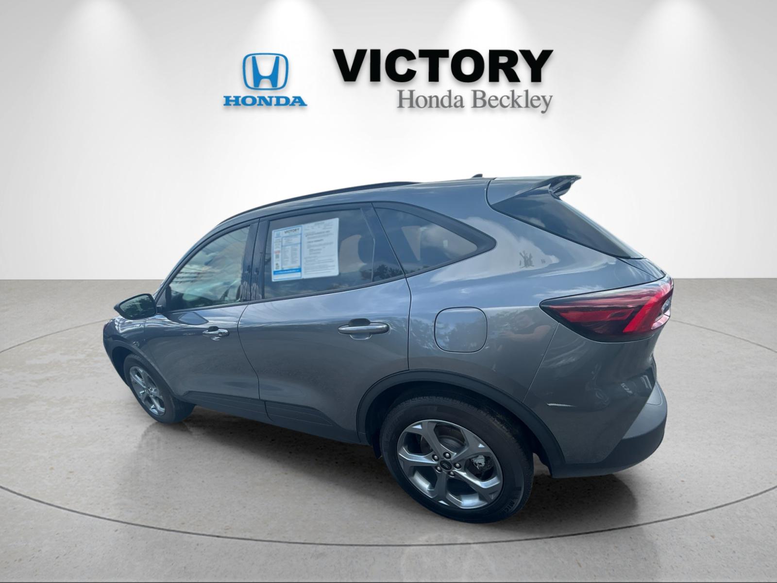 Used 2025 Gray Metallic Ford ST-Line image 3