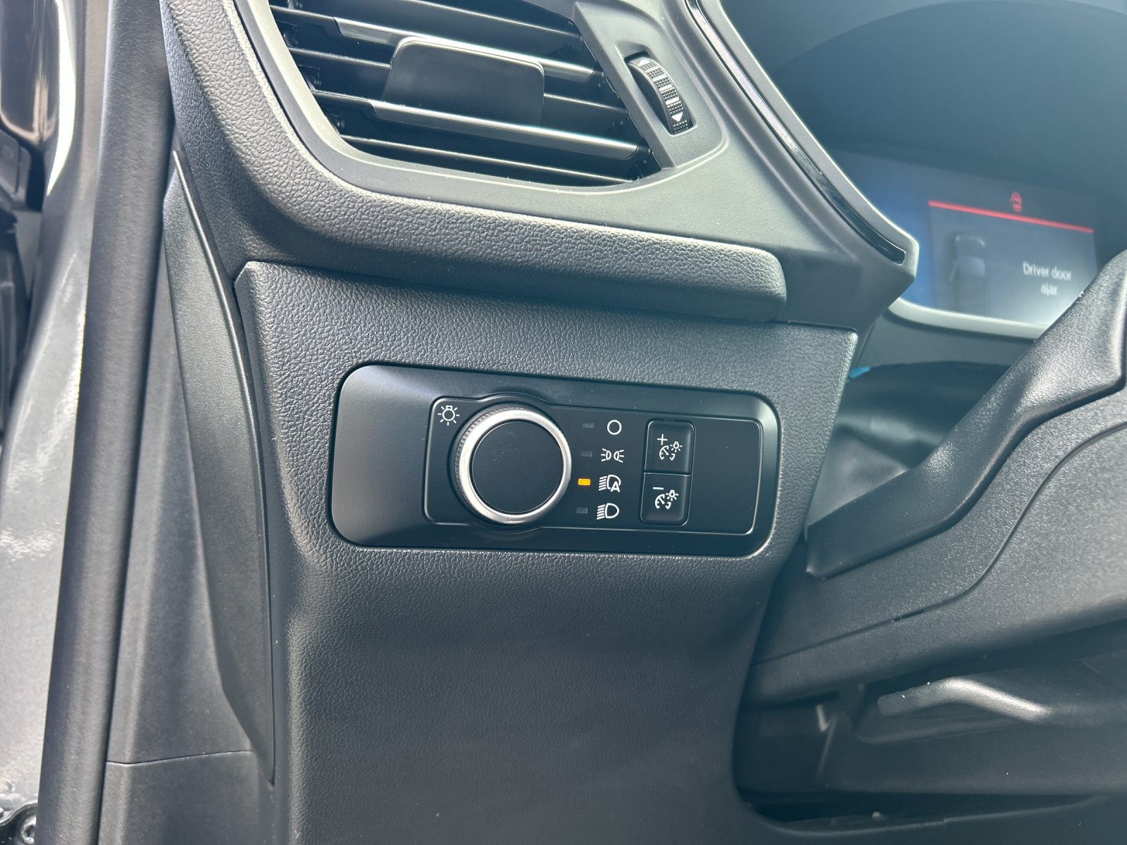 Used 2025 Gray Metallic Ford ST-Line image 33