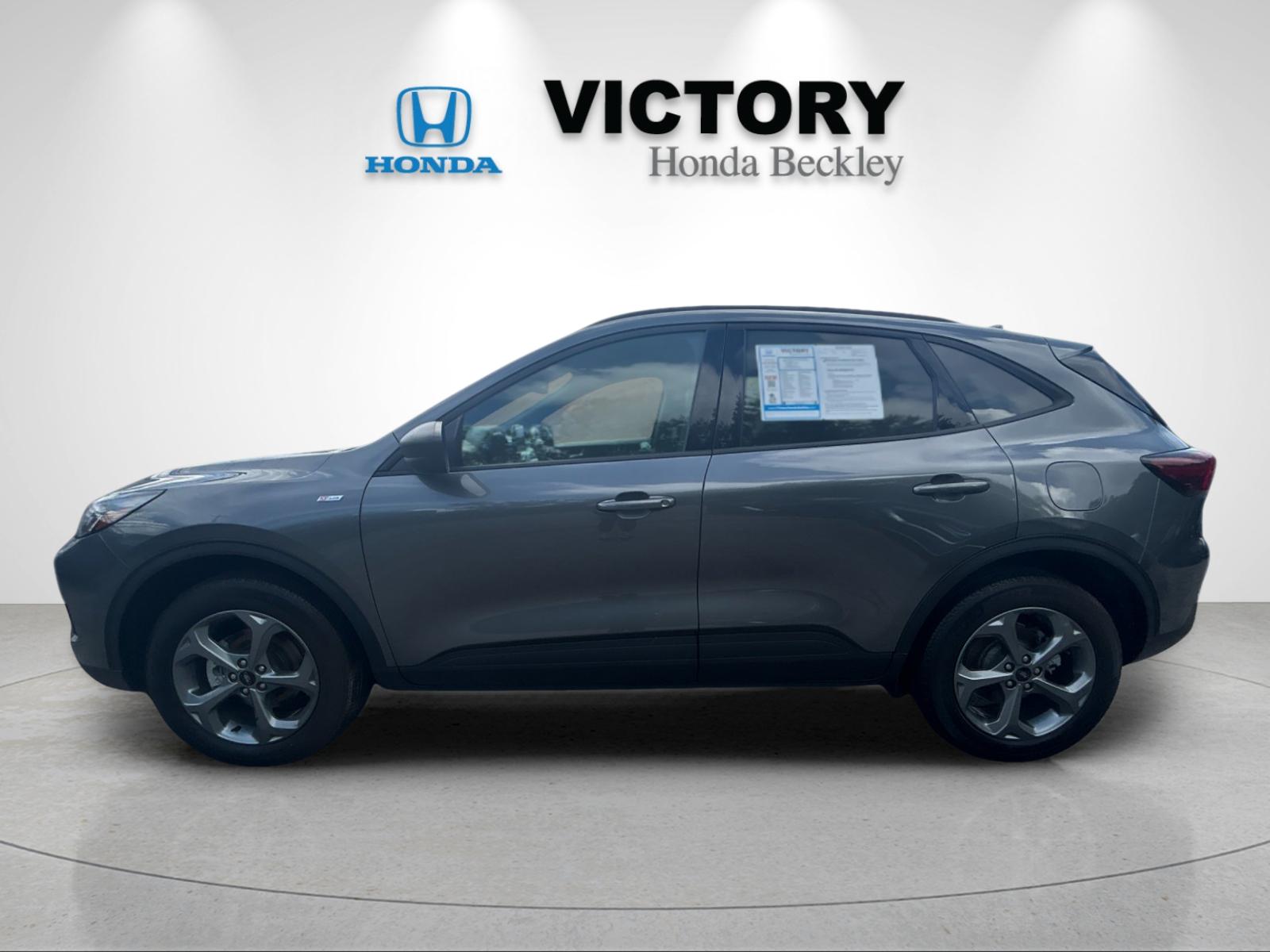 Used 2025 Gray Metallic Ford ST-Line image 2