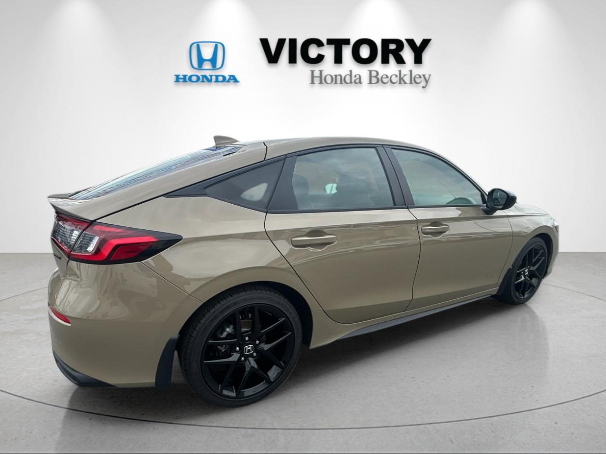 New 2026 Sand Dune Pearl Honda FWD Sport image 5