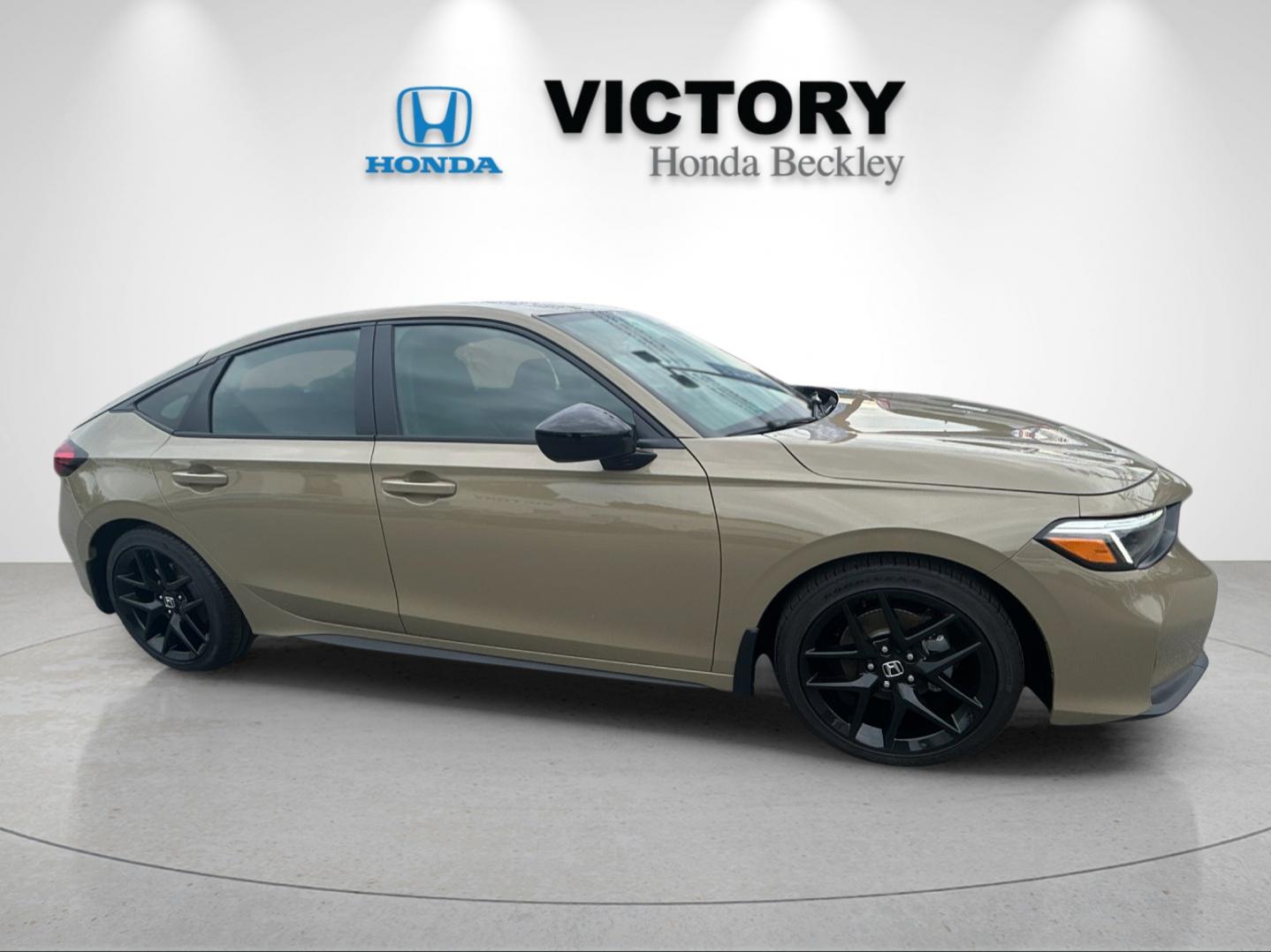 New 2026 Sand Dune Pearl Honda FWD Sport image 7