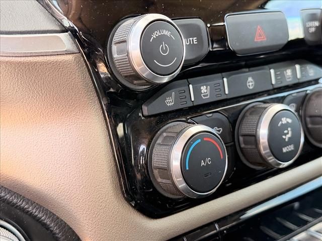 Used 2020 Steel Metallic Ram Laramie image 23