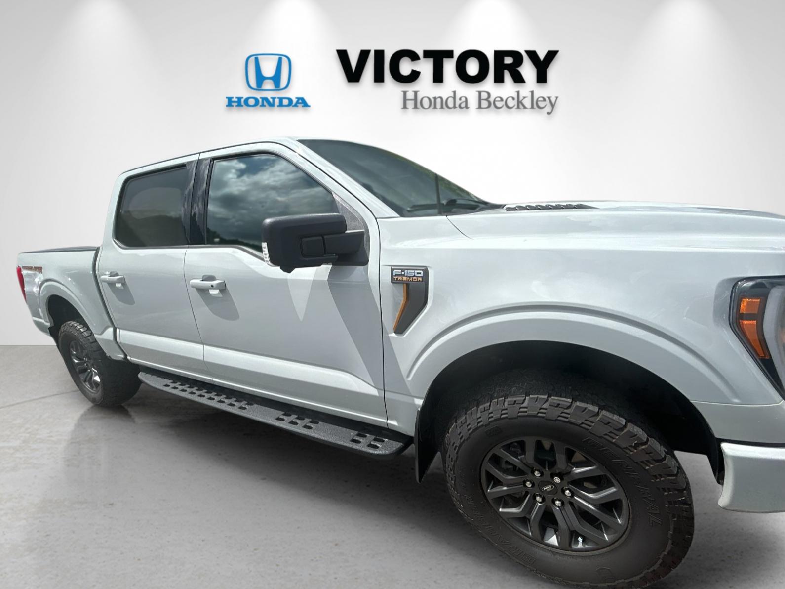 Used 2023  Ford Tremor image 7