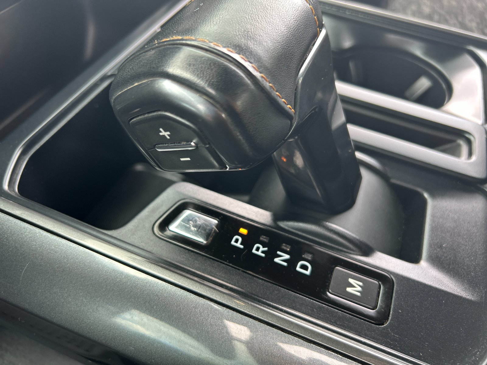 Used 2023  Ford Tremor image 26