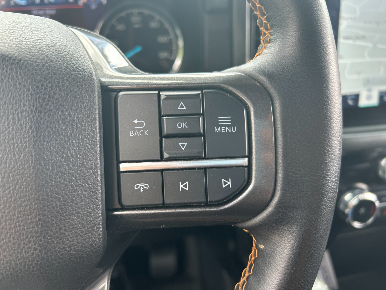 Used 2023  Ford Tremor image 30