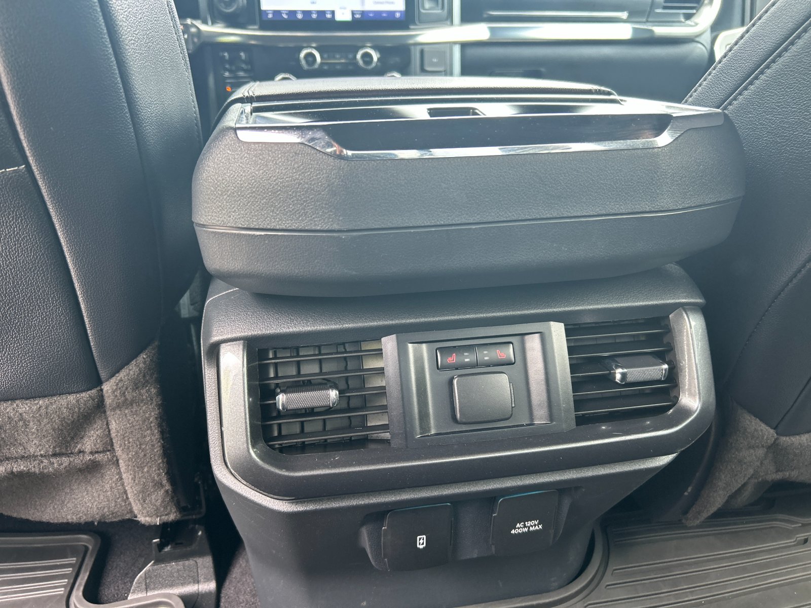 Used 2023 Oxford White Ford Lariat image 15