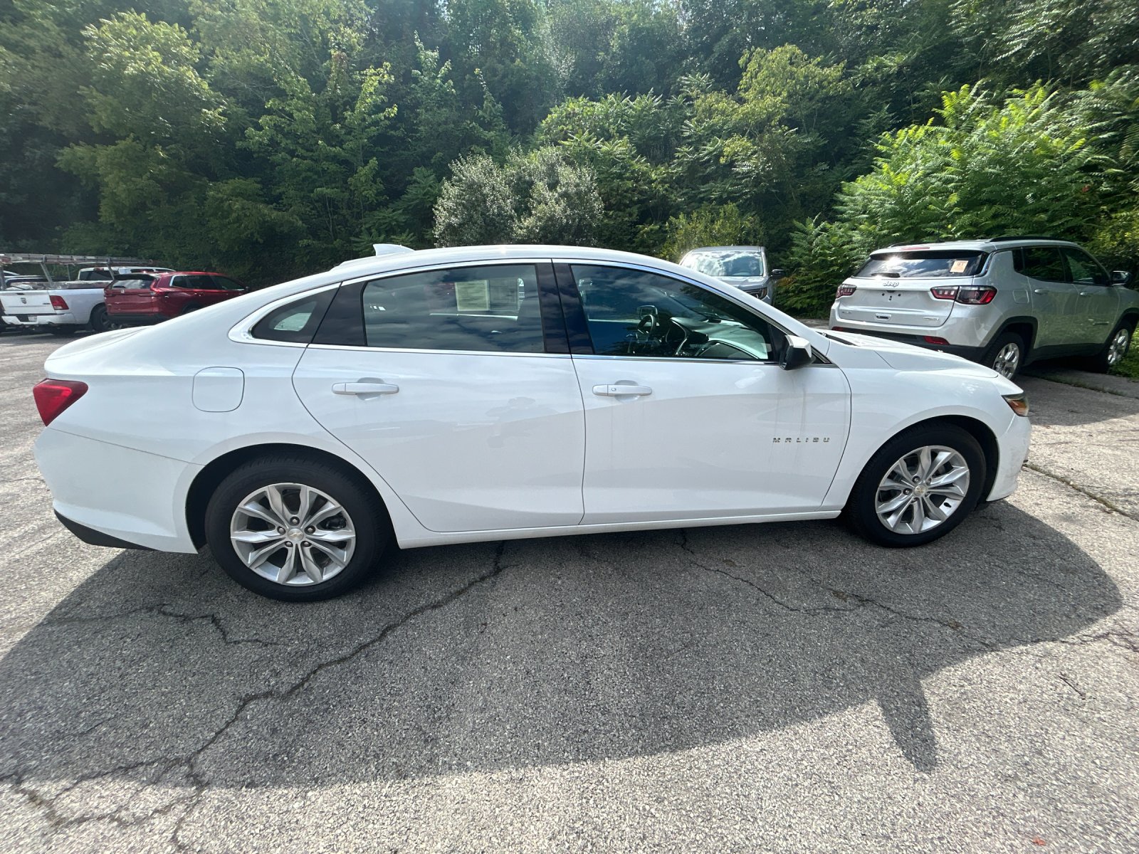 Used 2023  Chevrolet LT image 6