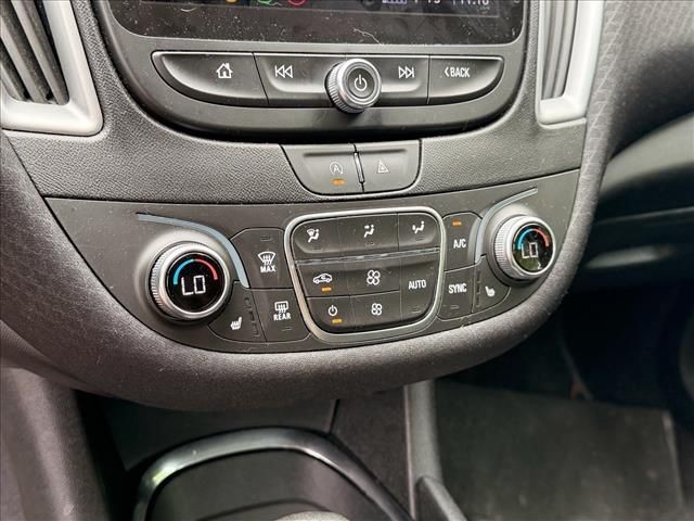 Used 2023  Chevrolet LT image 18