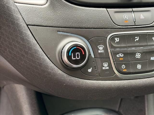 Used 2023  Chevrolet LT image 19