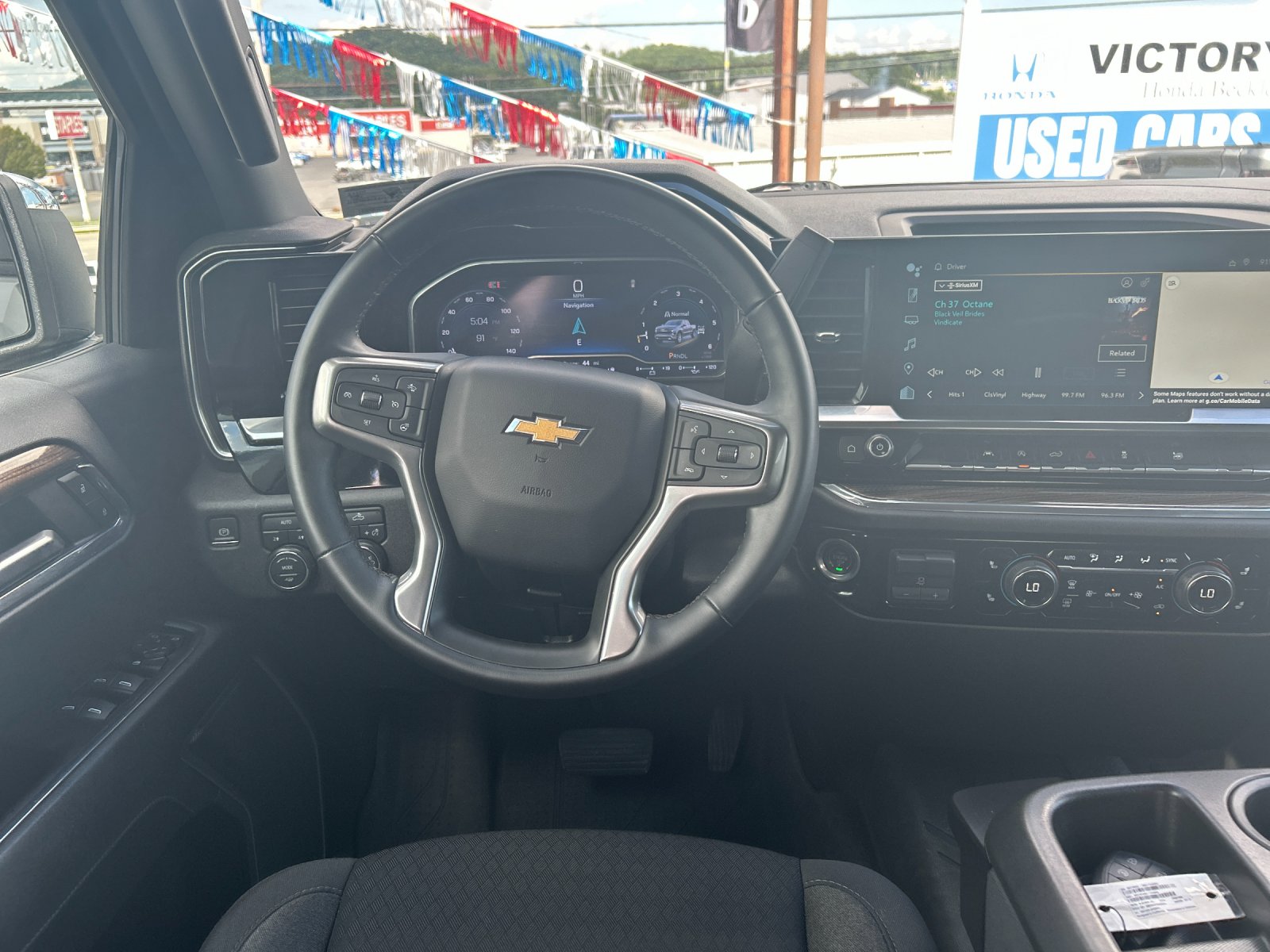 Used 2024 Sterling Gray Metallic Chevrolet LT image 17