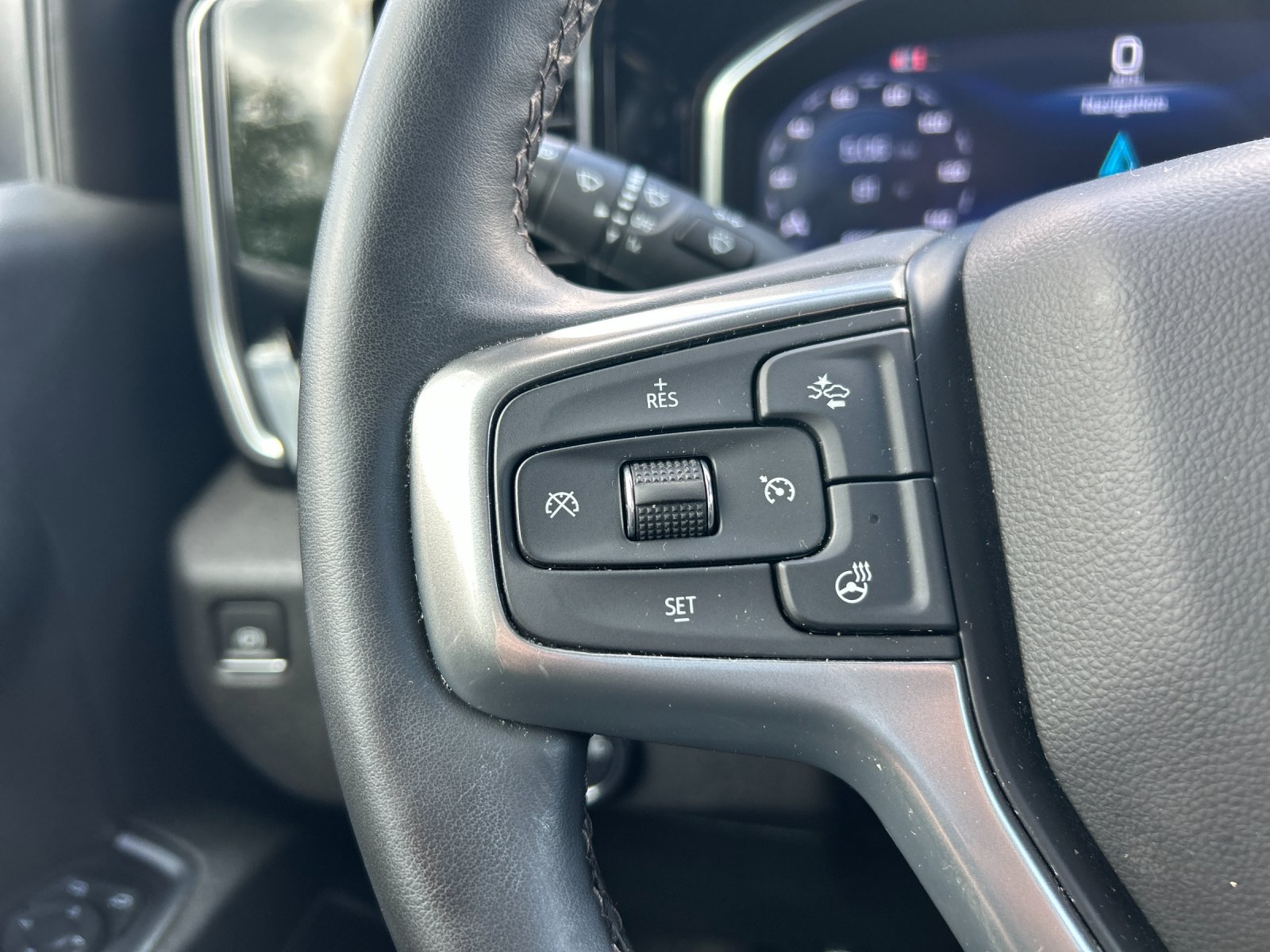 Used 2024 Sterling Gray Metallic Chevrolet LT image 29