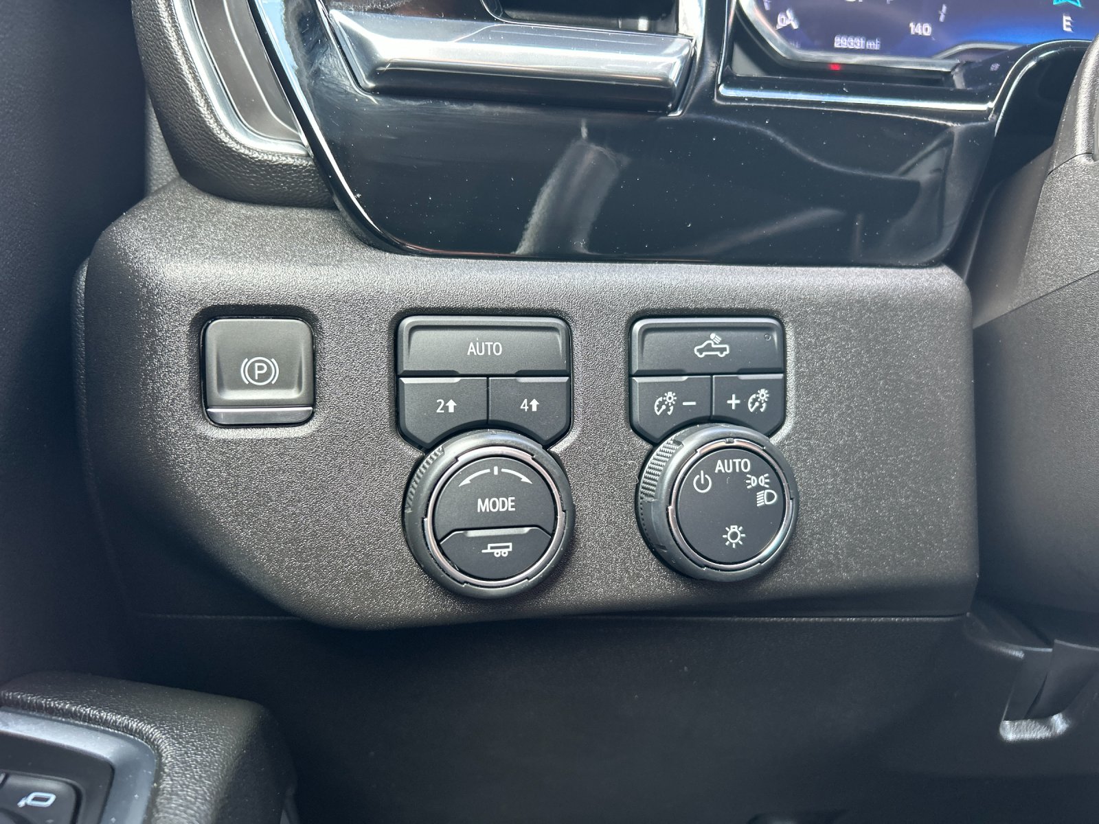 Used 2024 Sterling Gray Metallic Chevrolet LT image 33