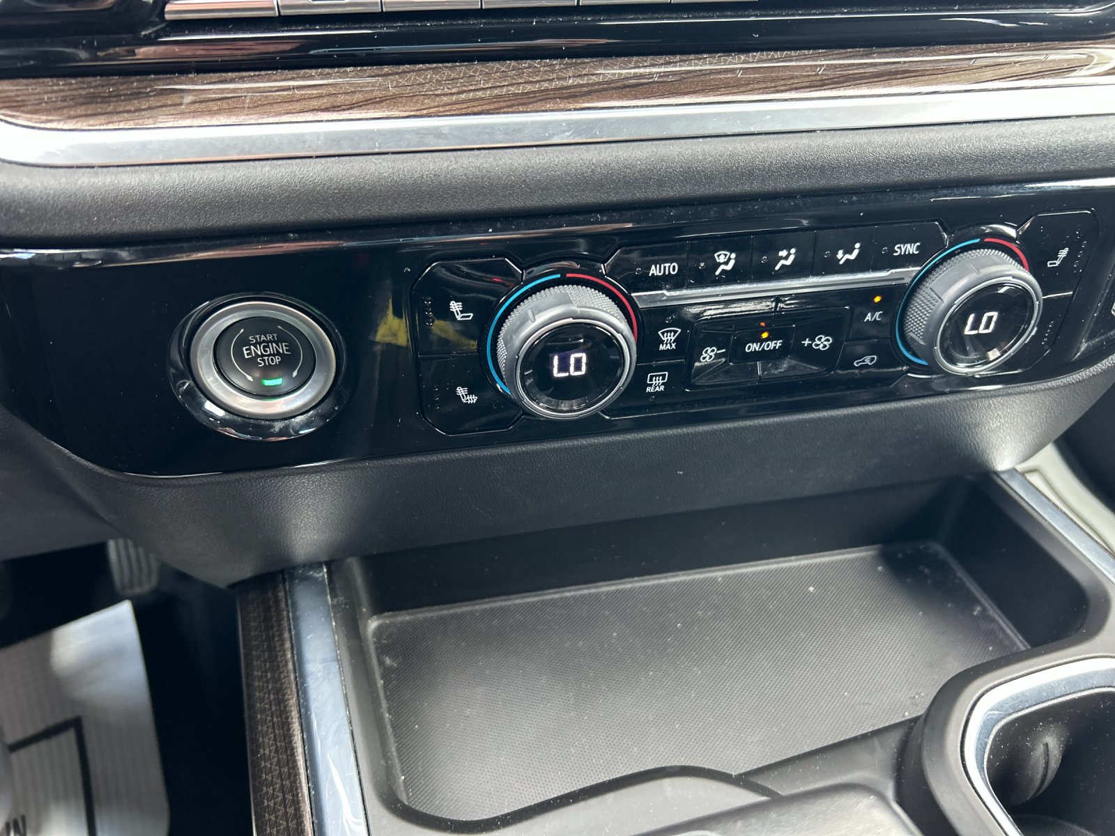 Used 2022  Chevrolet RST image 25