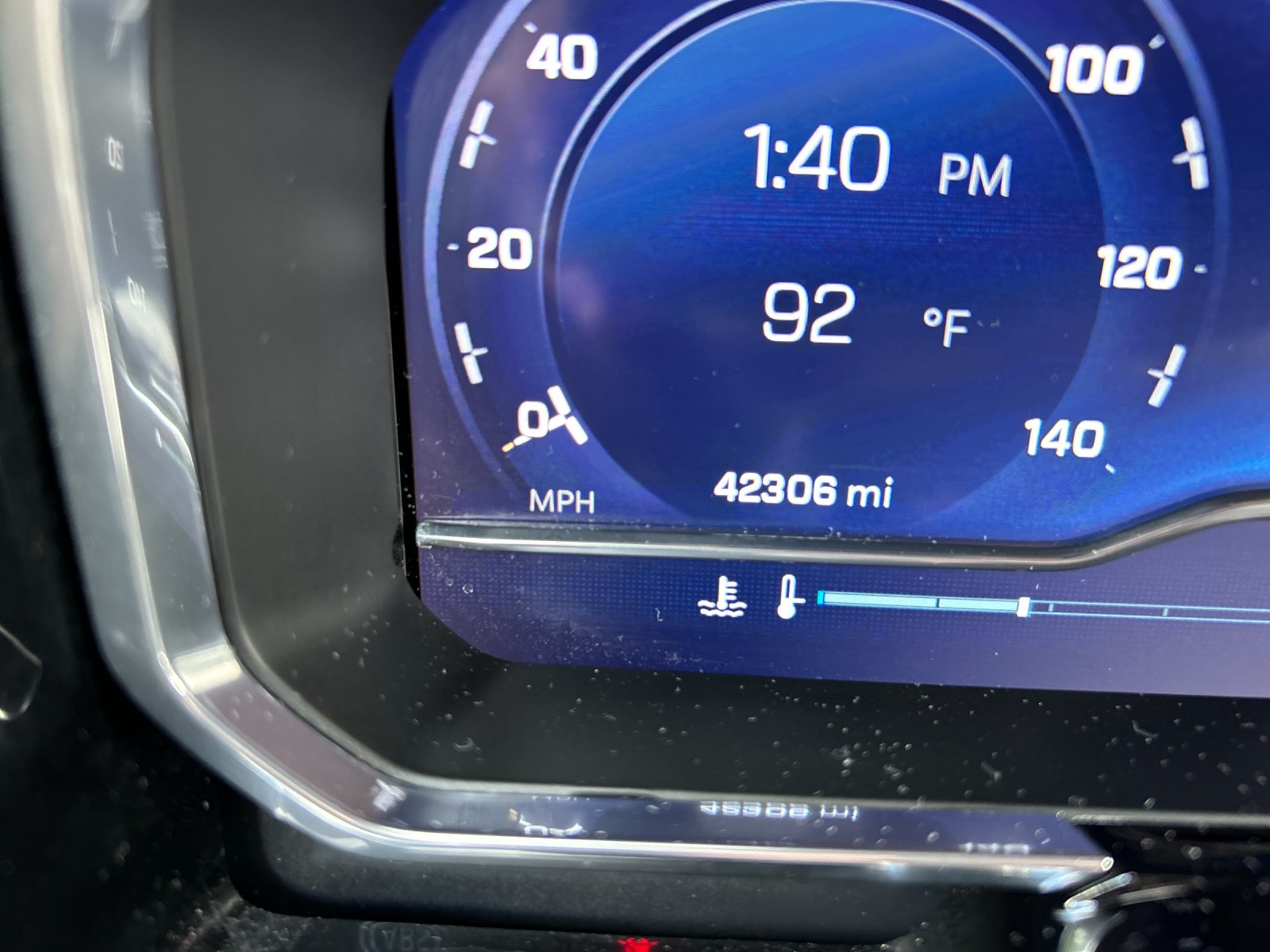Used 2022  Chevrolet RST image 32