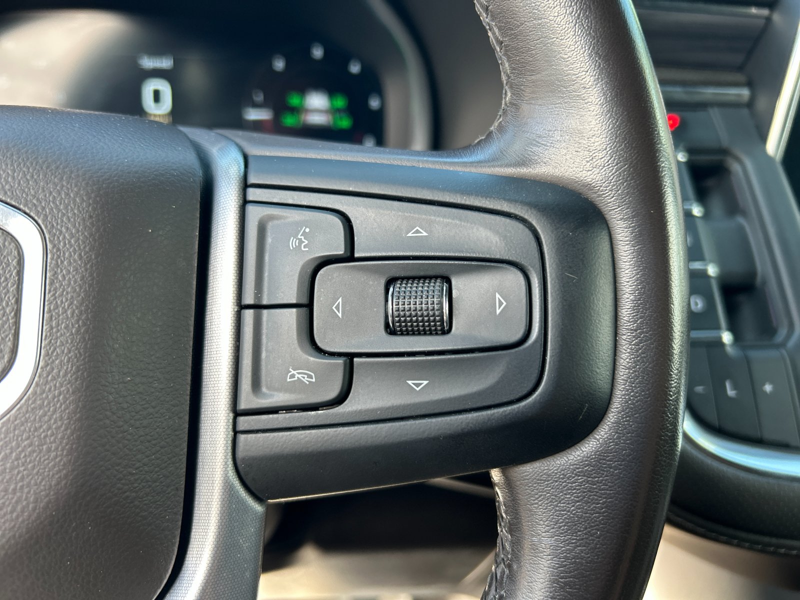 Used 2023 Titanium GMC SLT image 32