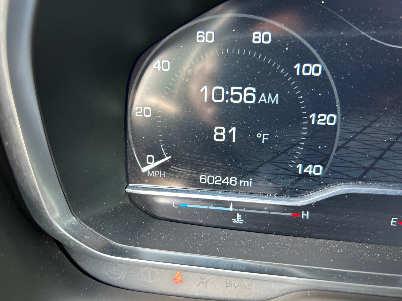 Used 2023 Titanium GMC SLT image 34