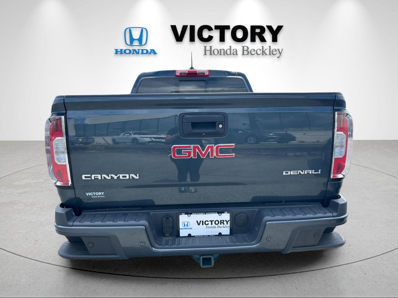 Used 2019 Sky GMC Denali image 4