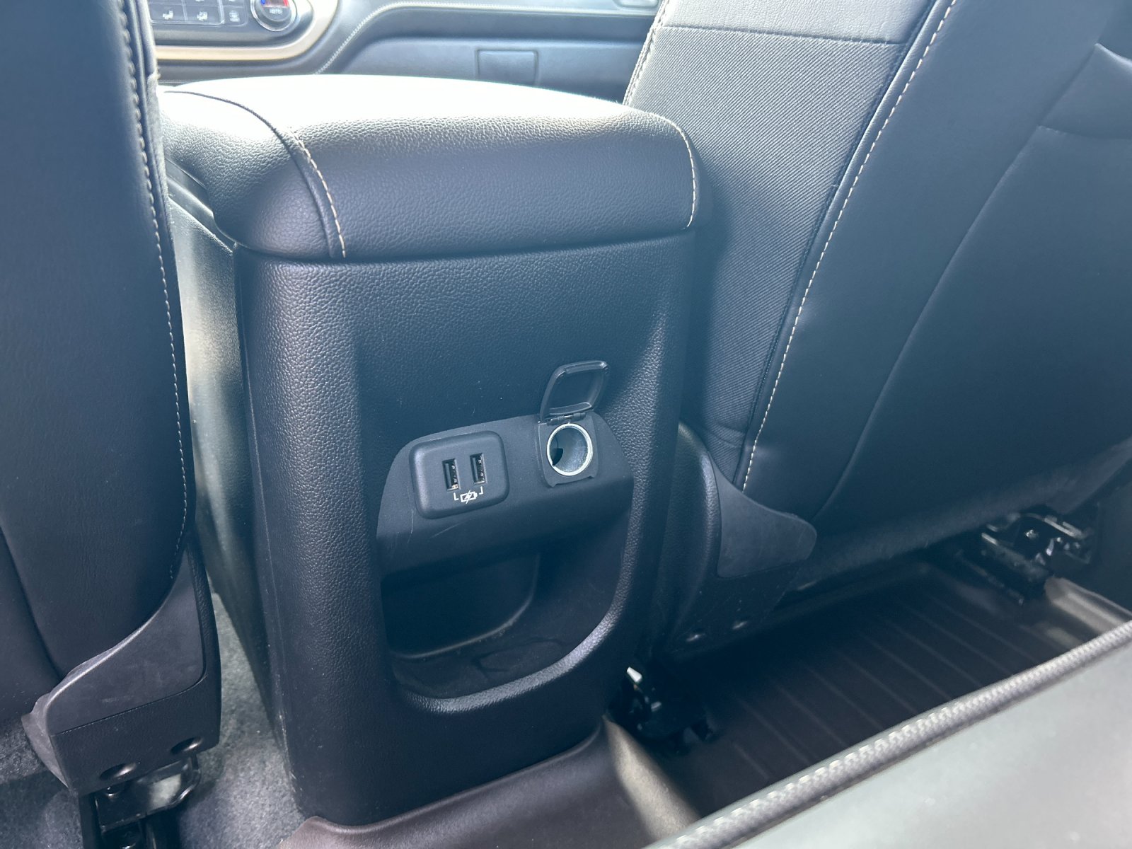 Used 2019 Sky GMC Denali image 15