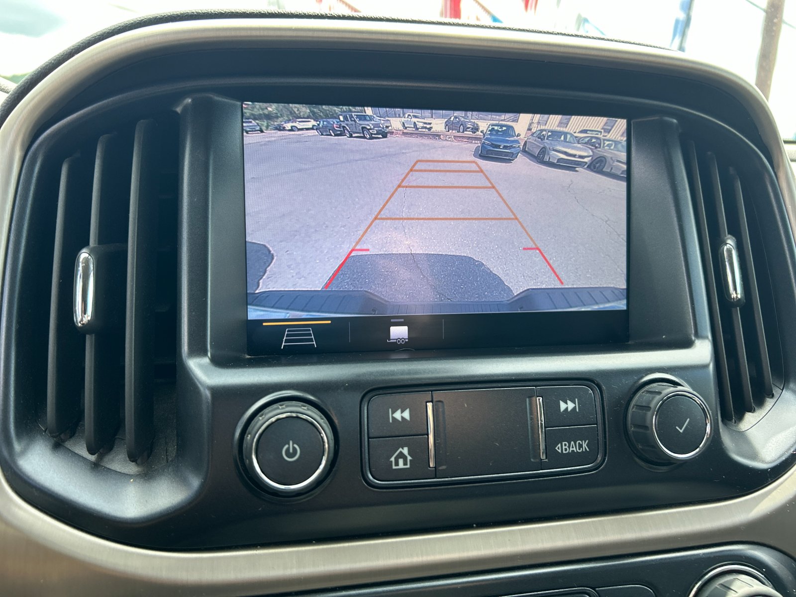 Used 2019 Sky GMC Denali image 24