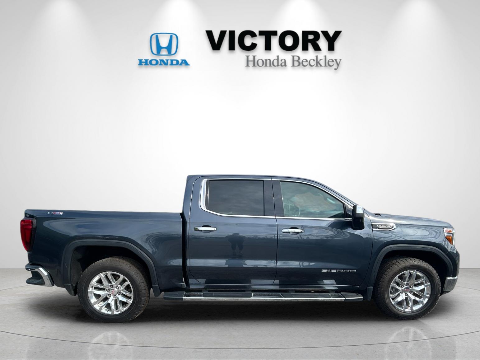 Used 2021 Sky GMC SLT image 6
