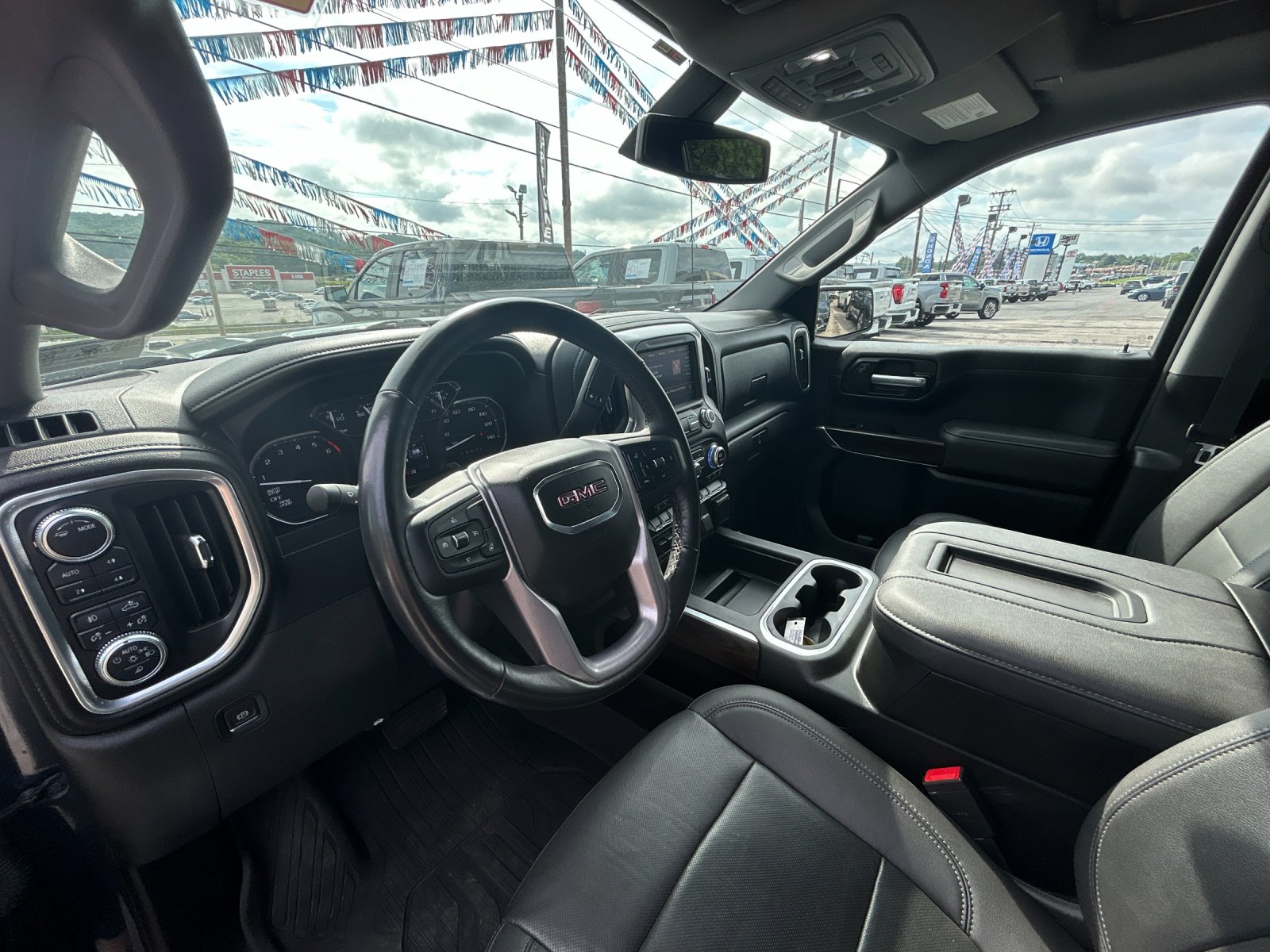 Used 2021 Sky GMC SLT image 11