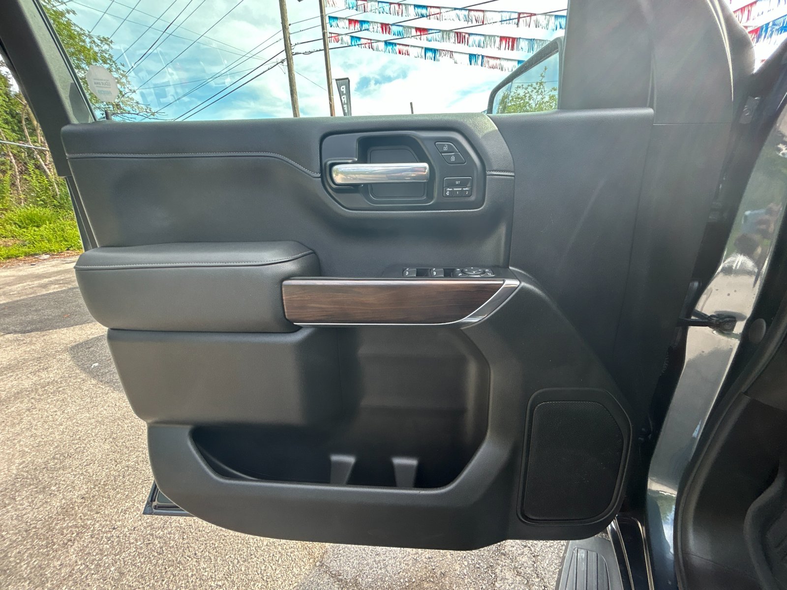 Used 2021 Sky GMC SLT image 12