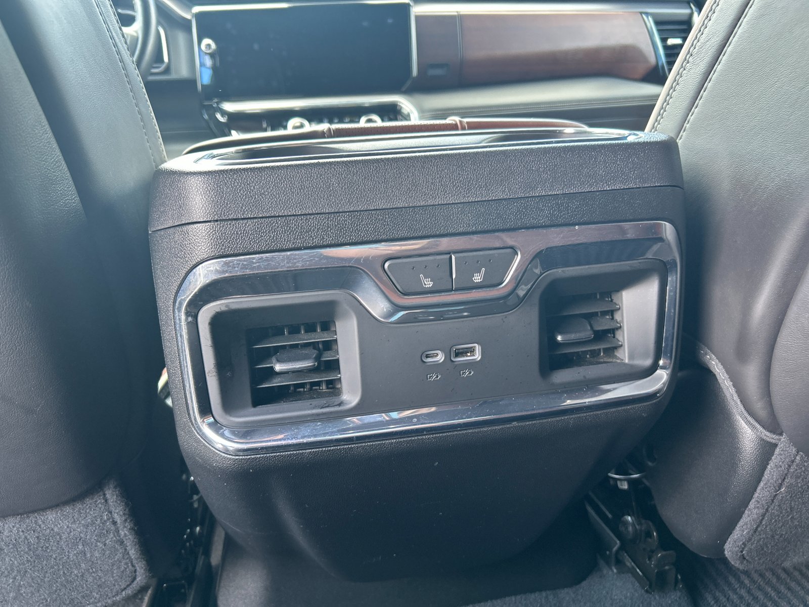 Used 2023 Sterling Metallic GMC Denali Ultimate image 15