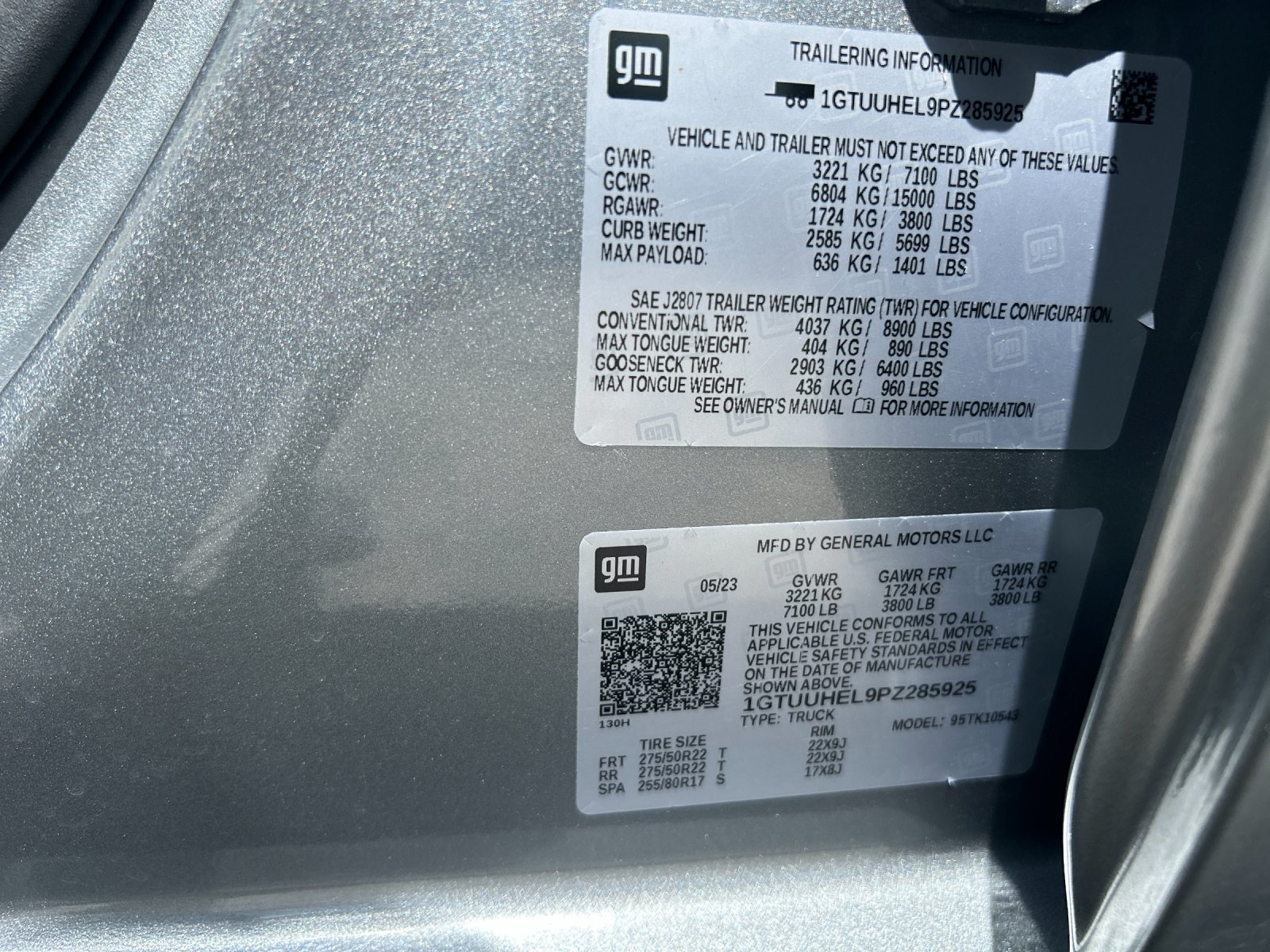 Used 2023 Sterling Metallic GMC Denali Ultimate image 35