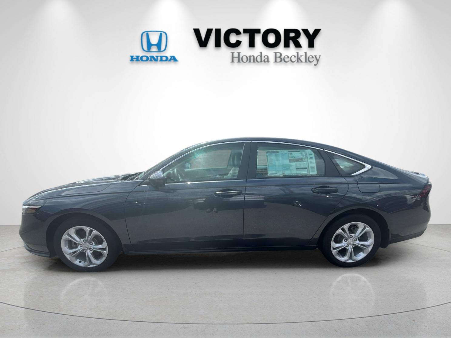 New 2026 Meteorite Gray Metallic Honda LX image 2