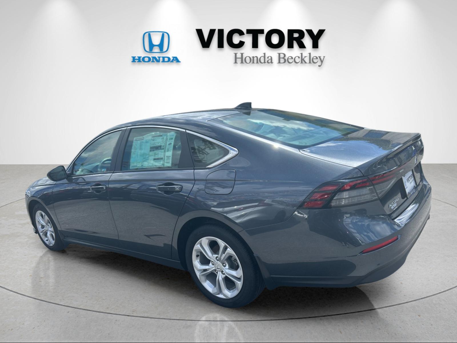 New 2026 Meteorite Gray Metallic Honda LX image 3