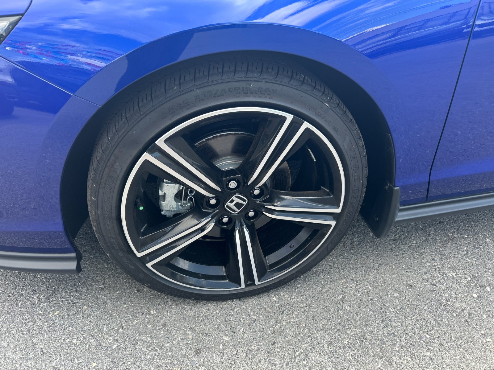 New 2025 Still Night Pearl Honda HYBRID SPORT image 9